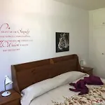 Апартаменты Modern 2 Bed Penthouse Americas Centre Of Town With A Pool And Ocean Views
