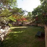 Modern 2 Bed Penthouse Americas Centre Of Town With A Pool And Ocean Views *