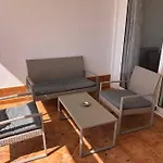 Апартаменты Modern 2 Bed Penthouse Americas Centre Of Town With A Pool And Ocean Views *