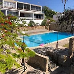 Modern 2 Bed Penthouse Americas Centre Of Town With A Pool And Ocean Views * Плая-де-лас-Америкас