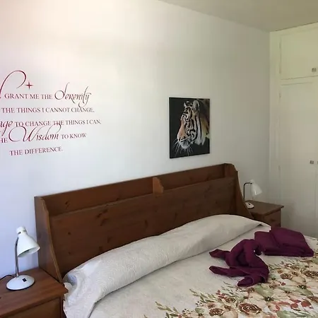 Lägenhet Modern 2 Bed Penthouse Americas Centre Of Town With A Pool And Ocean Views
