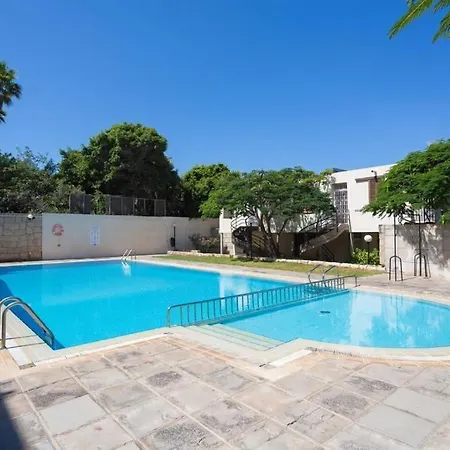 Lägenhet Modern 2 Bed Penthouse Americas Centre Of Town With A Pool And Ocean Views Playa de las Americas (Tenerife)